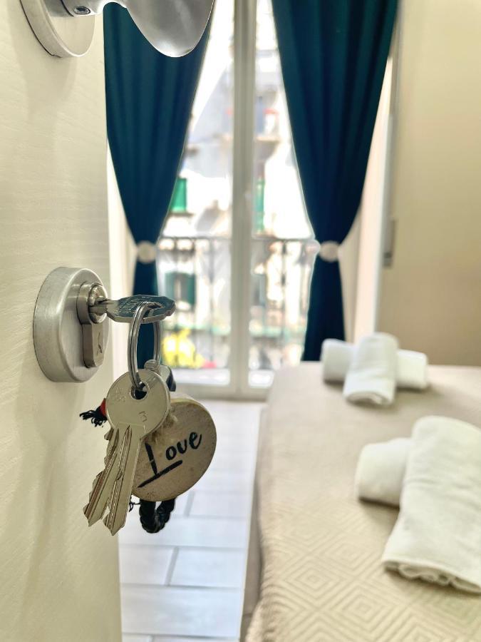 Valentine'S House Bed & Breakfast เนเปิลส์ ภายนอก รูปภาพ