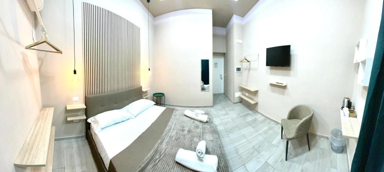 Valentine'S House Bed & Breakfast เนเปิลส์ ภายนอก รูปภาพ