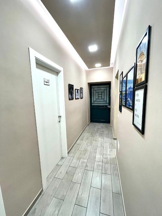 Valentine'S House Bed & Breakfast เนเปิลส์ ภายนอก รูปภาพ