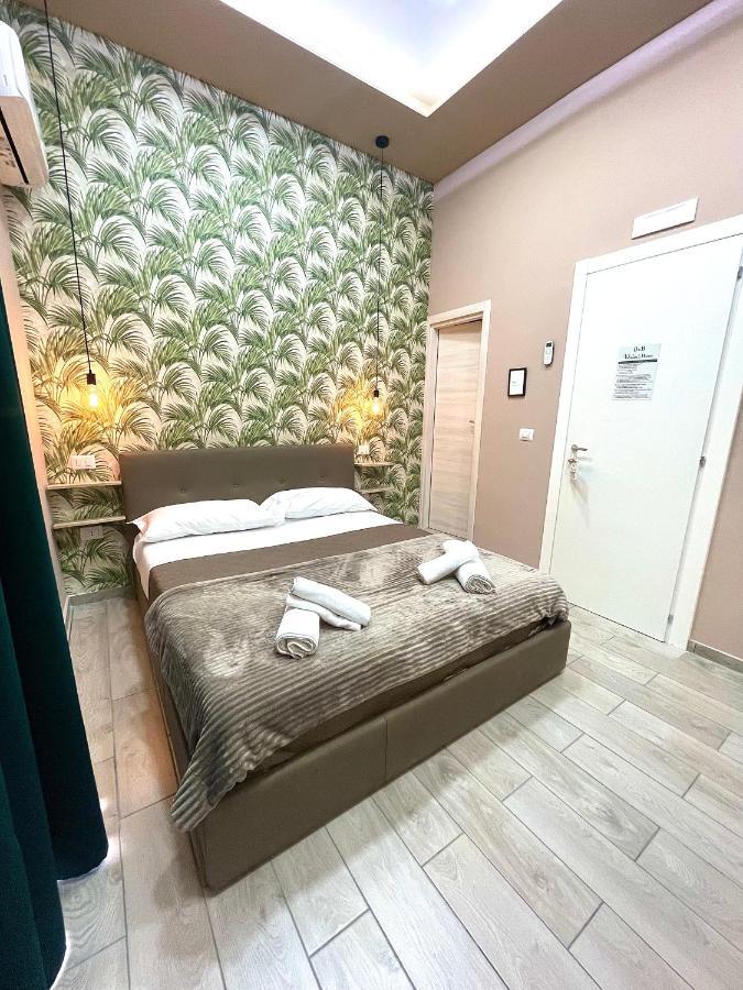 Valentine'S House Bed & Breakfast เนเปิลส์ ภายนอก รูปภาพ