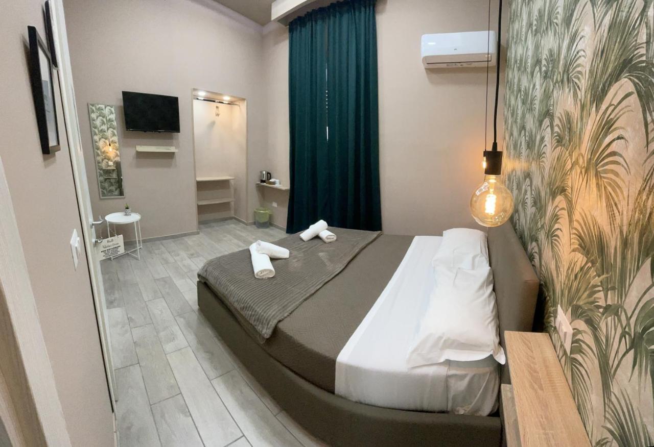Valentine'S House Bed & Breakfast เนเปิลส์ ภายนอก รูปภาพ